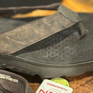 Sketcher’s Mens Sandals Bomber jacket Leather NWT